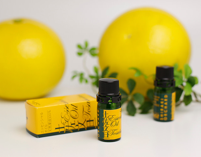 柑橘エッセンシャルオイル
